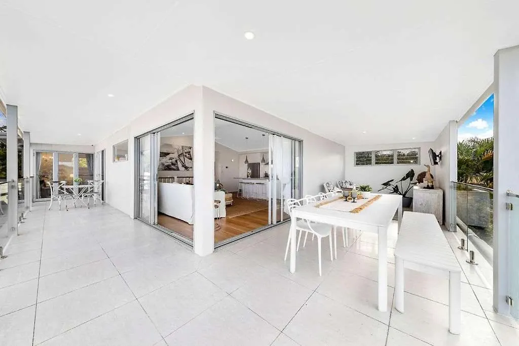Holiday home Luxury 5-Bedroom Canal-Front Retreat In Mooloolaba